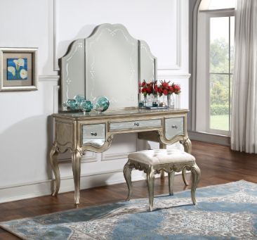 Esteban - Vanity Mirror - Mirrored