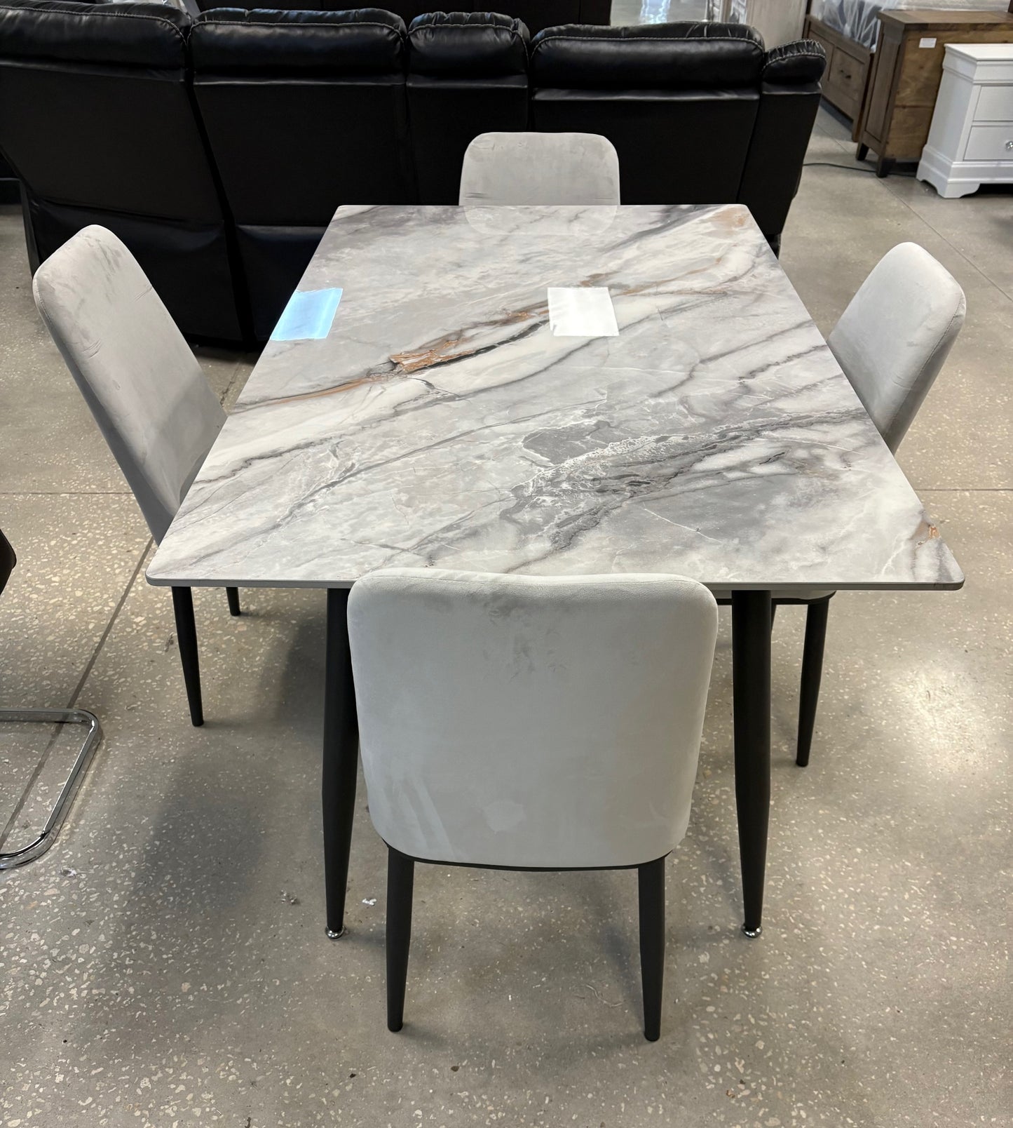 Salerno Collection 5909-59*5GY 5pc Dining Set