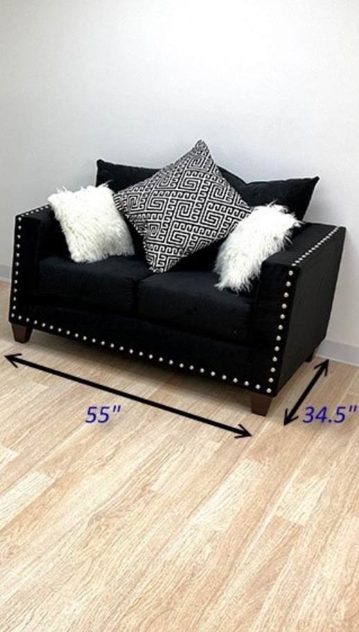 U300 Black Velvet Loveseat