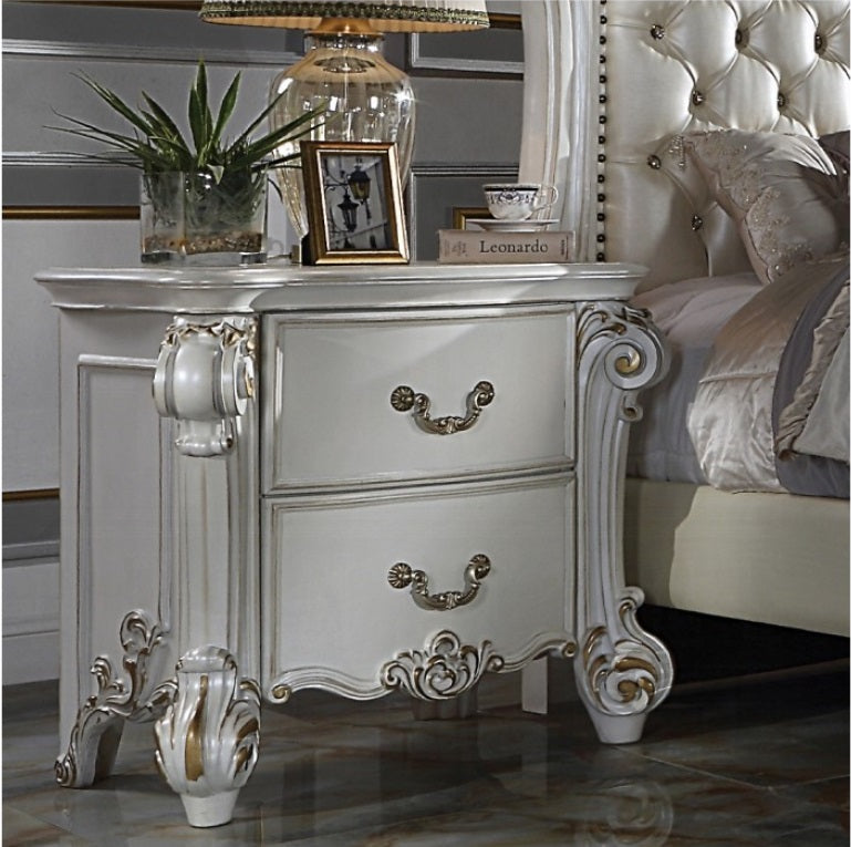 Vendome Antique Pearl Bedroom Set