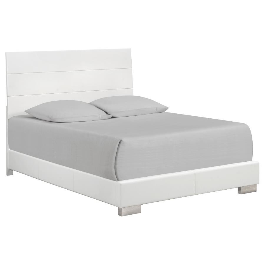 Felicity - 5-Piece Eastern King Bedroom Set With Led Mirror - Glossy White