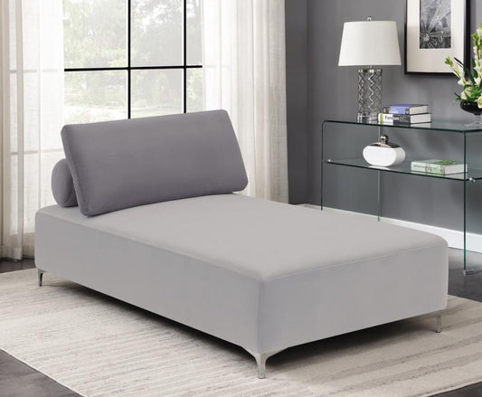 Giovanni - Upholstered Accent Chaise With Removable Pillow - Grey